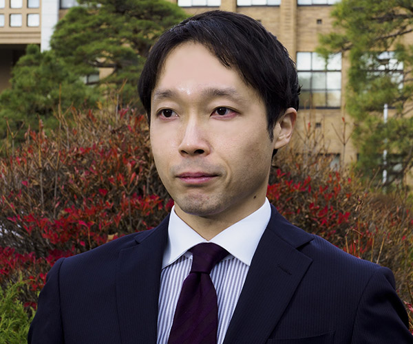 小島 靖史